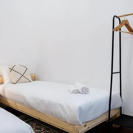 Maison d'hôtes Guestready - Blissful Getaway In *