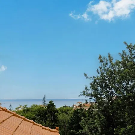 Guestready - Blissful Getaway In 3* Funchal (Madeira)